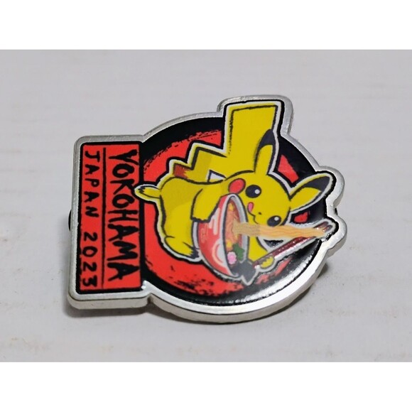 2023 POKEMON WORLD CHAMPIONSHIPS YOKOHAMA JAPAN SWAG LOT PIN COIN & PROGRAM - Picture 3 of 10